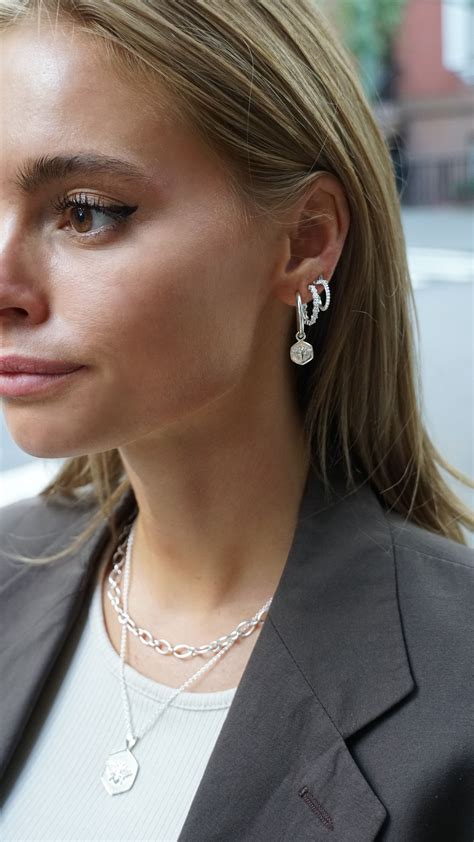 elina rosina jewellery.